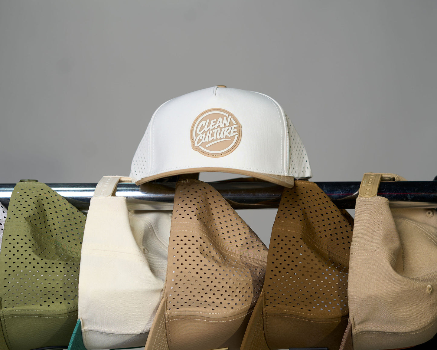Off White/Khaki Snapback